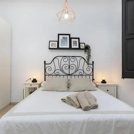 Semesterbostad Casa Canyet Con Piscina A Un Paso De Barcelona Y La Playa *