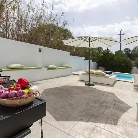Ferienhaus Casa Canyet Con Piscina A Un Paso De Barcelona Y La Playa